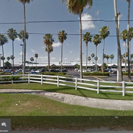 Miami Bed And Breakfast Country Walk Экстерьер фото